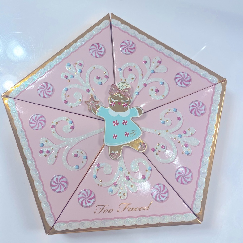 Too Faced Christmas star palette